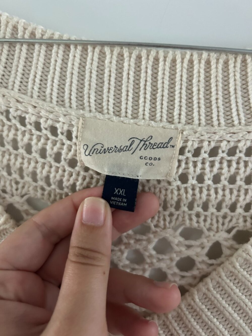 Universal Thread White Sweater - Picture 2 of 4